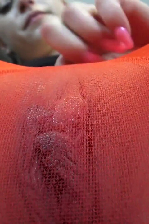 Red Pantyhose Masturbation Teenie!