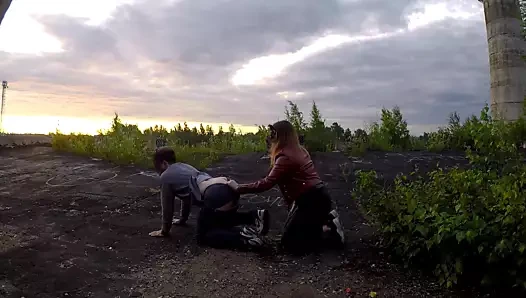 Derin boğaz çük emme ve cumshot