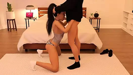 Pembe kutuya hakimlik: üniversite yurdunda en iyi gırtlağına kadar sakso ve gırtlağına kadar alma - bölüm 2