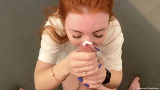 Boğazda yarak ve yüzünde sperm! üvey erkek kardeş reddedilemeyecek bir teklifte bulundu!