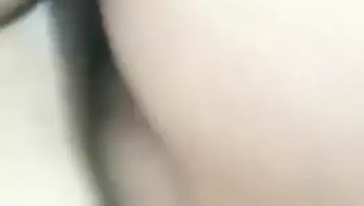 Güzel kız kardeş seksi kızı mazinge sokuyor ateşli ses geçirmez görüntülü sohbet