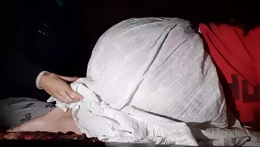 Sonunda üvey annem götünü yalamama izin veriyor