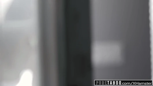 Pure tabu genç sürtük emily willis şaplak &amp; Creampie tarafından adım baba