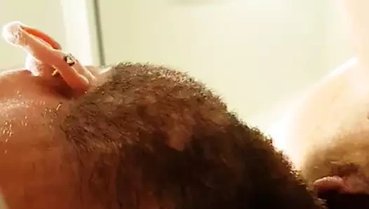 yalama büyük şişmiş kedi