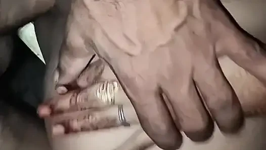 Hintli deshi teyze kocası chudai videosu