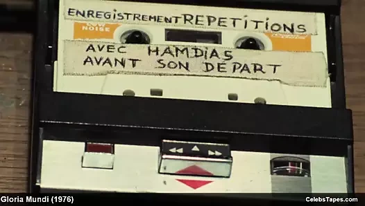 Olga karlatos ön çıplak ve yaramaz film sahneleri