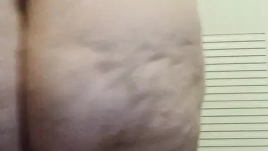 İri güzel kadın büyük siyah dildoya biniyor