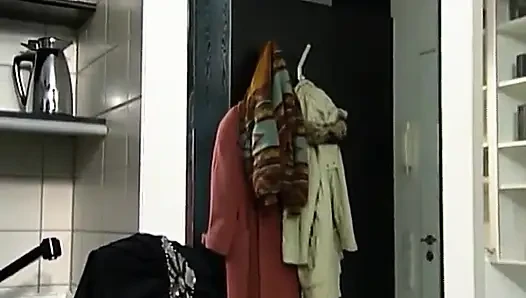 Almanya'dan mükemmel sarışın götünü siktiriyor
