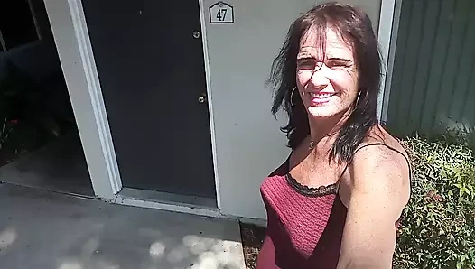 Lizzy yum - eve hoş geldin Lizzy- bdsm kadın bekaret sonrası amcık mastürbasyon orgazmı