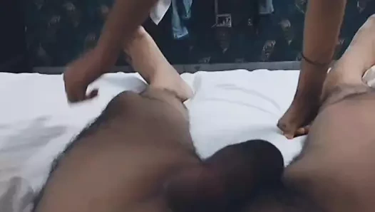 Desi bhabi ne devar ki lund se apni chut ki pani nikali