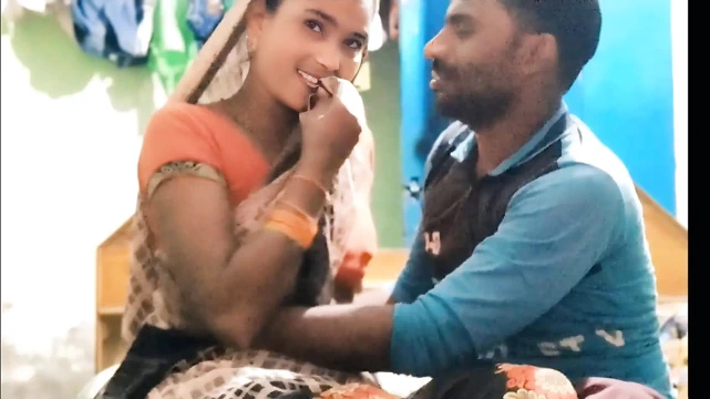 Üvey erkek kardeş penisini ağzıma soktu ve boşaldı.