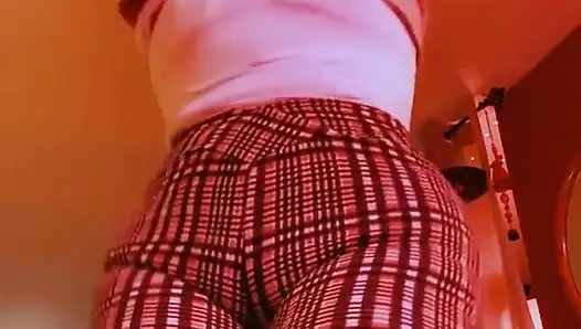 No freckles lol futbol kıyafetimi biraz modelliyor