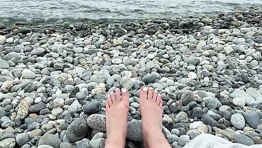 Ayak fetişi videosu! Deniz suyunda ayaklar!