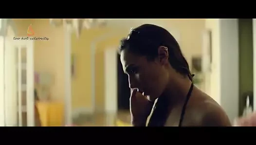 Gal Gadot - Triple 9 2016