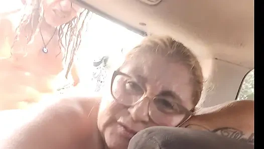 Katia Heffner Brezilya plajlarında