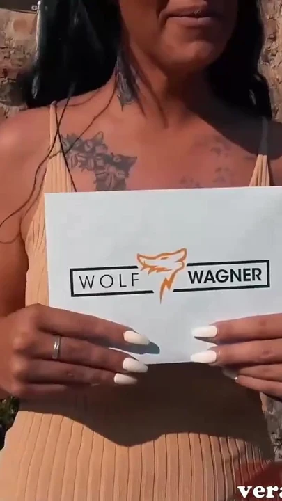 Мощный момент из "Немецкую латину с большими сиськами сняли на улице"