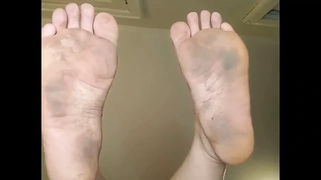 Kirli göt ayakları