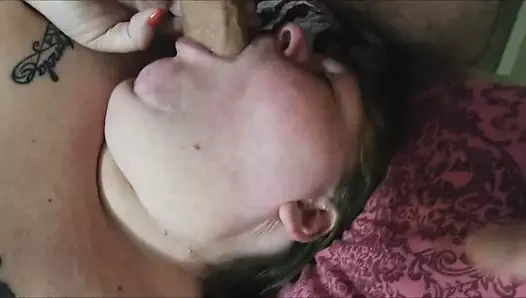 Güzel bbw anneanne deepthroats benim horoz