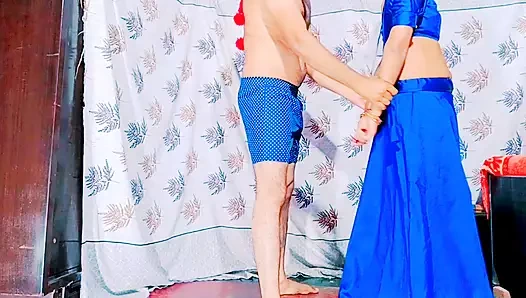 Hintli genç ateşli malkin ne '' bana choot'' hediye et kr di'' malkin ki garam choot ka pani nikala.