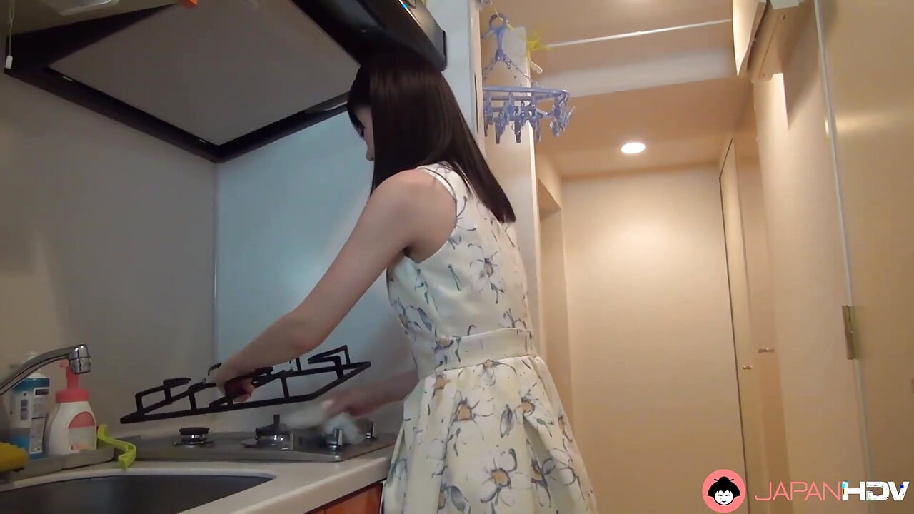 Mai Araki and Boyfriend Get Naked While Cleaning the House
