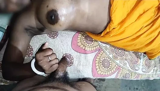 Ateşli yenge karela seks veya kovboy kız kiya apni devar caseat'a biniyor