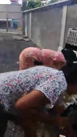 Şirin selfie'ler yapan kızlar