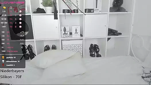 13.05.2021'den itibaren xhamster live'da tam canlı yayın - yeni oyuncaklar