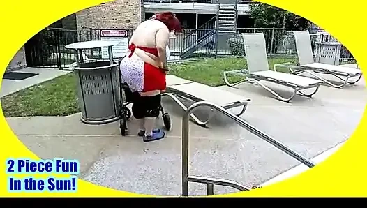 Hemşire Vicki yeni 2 parça giyiyor ve güneşte eğleniyor bölüm 1