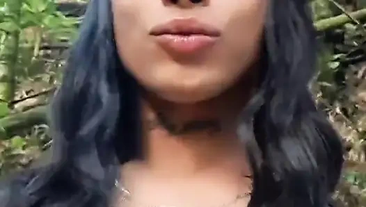 Ormanda Sıcak Cum Patlaması