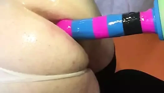 Tranny asshole gapes and farts on silicon dildo + pink feet