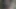 Çıplak sarışın kız mutfakta kulaklığında yüksek sesle müzik eşliğinde dans ediyor