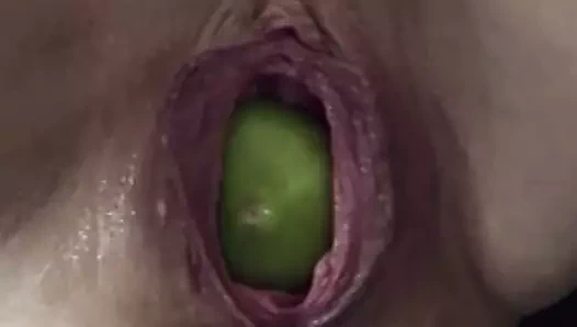 Amımla meyve yemeyi seviyorum