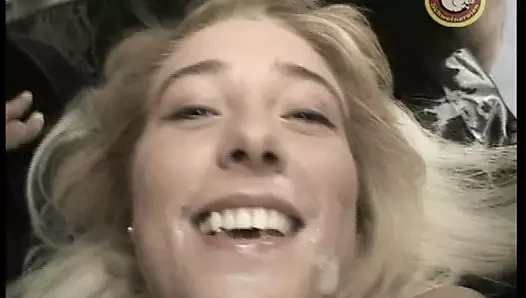 Angespritzt - Gruppensex in den Sommerferien