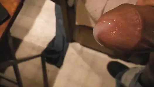 Cum içinde naylon naylon horoz okşayarak