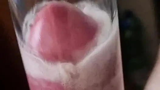 Sağım makinesi seansı.27 - kesilmiş evli travesti tüpe boşalıyor