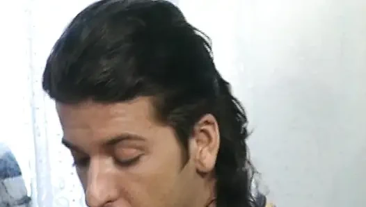 Güzel Alman bebek ateşli üçlü sekste sikiliyor