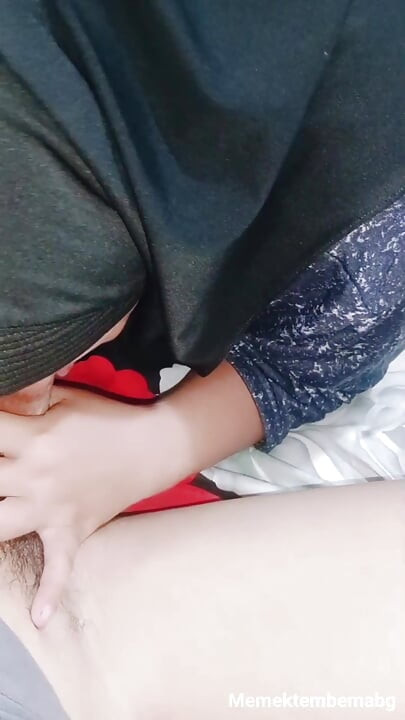Porno indo_ngentot ıslak götlü komşus un karısı