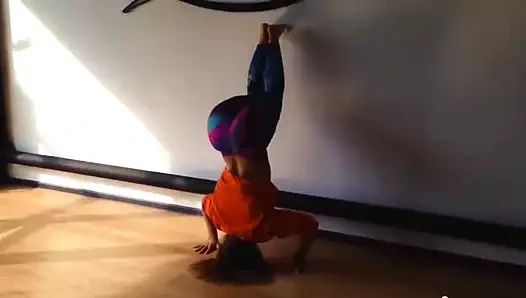 Badass twerk #4