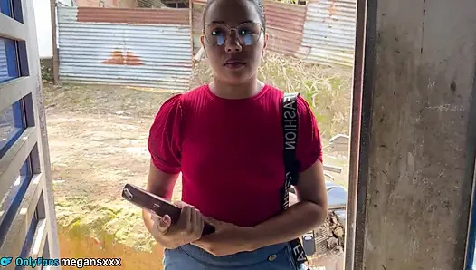 Tanrı adına sikimi vaizin içine soktum