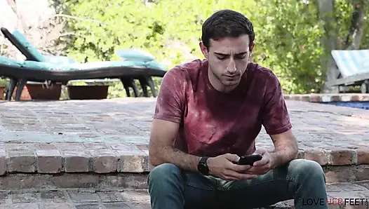 Ayaklarımla oynayabilirsin