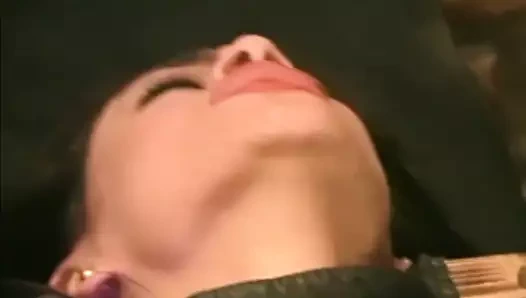 Domino hanımları kendi başlarına eğleniyor