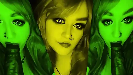 Profesyonel bir tanrıça lana gibi yarakları memnun etmeyi öğrenin