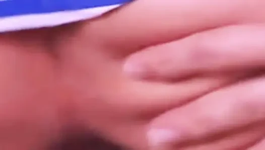 Günahkar üvey anne üvey oğlunun en iyi arkadaşının yarağını alıyor.