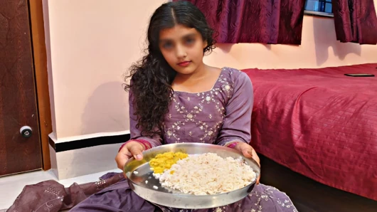 Güzel Hintli evli kadın sıkı amcık Hintçe sesli seks, Hintli köylü karısı büyük zenci yarağı tarafından sikiliyor xxxx
