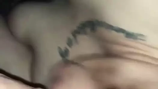 Sik yalayan bir sürtük olmayı seviyorum