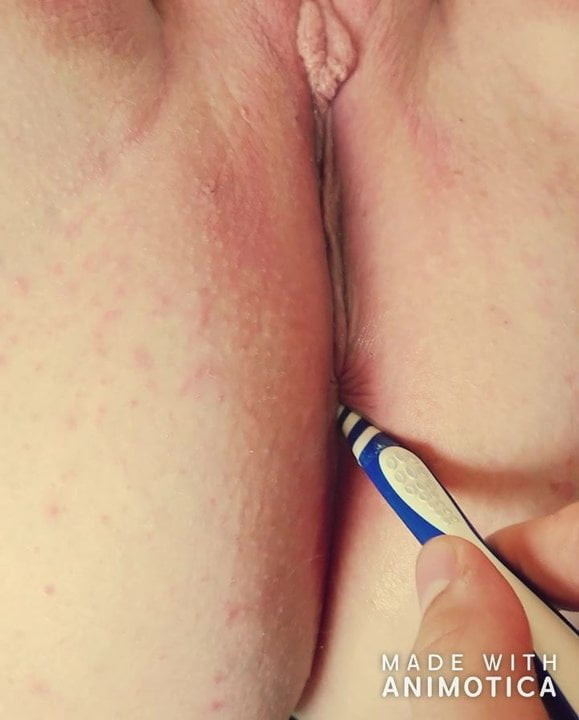 Brushing my Horny BBW Wife's Delicious Asshole