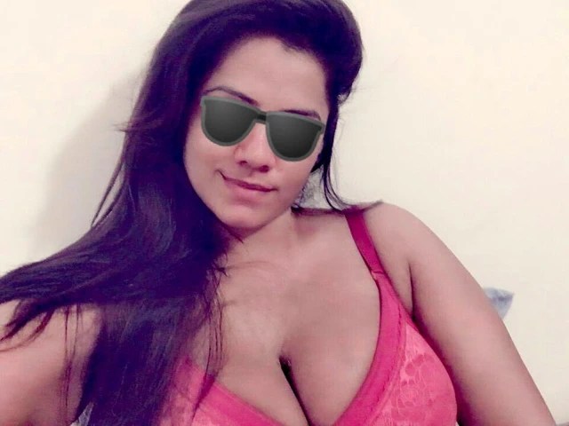 Sl tombul üvey - çikolata çük dolu (kocası aldatıyor)