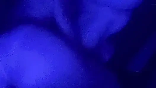 Komşuyla sikişiyor