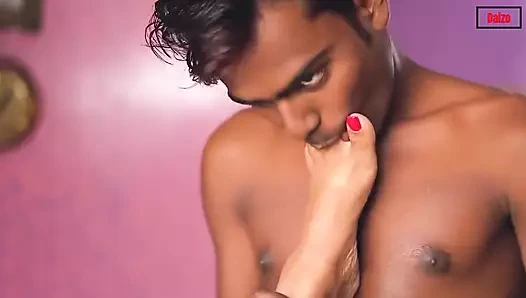 Sabah erken saatlerde üvey kız kardeşiyle yaramaz genç seks