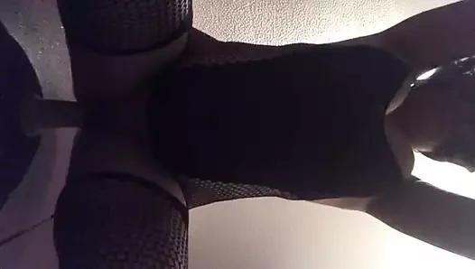 Büyük memeli sarışın